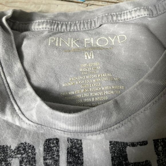 The Beatles & Pink Floyed Tee Bundle - Picture 6 of 11